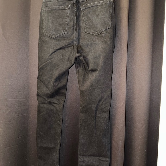 Forever 21 Denim Skinny Jeans - Picture 3 of 16